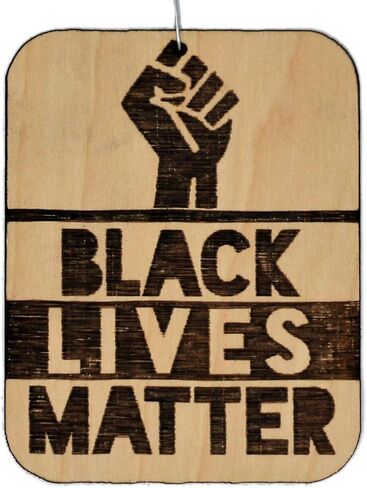 زينة عيد الميلاد الخشبية من BLM Black Lives Matter in Kuwait