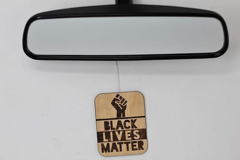 زينة عيد الميلاد الخشبية من BLM Black Lives Matter in Kuwait