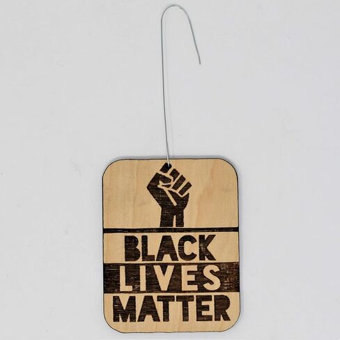 زينة عيد الميلاد الخشبية من BLM Black Lives Matter in Kuwait