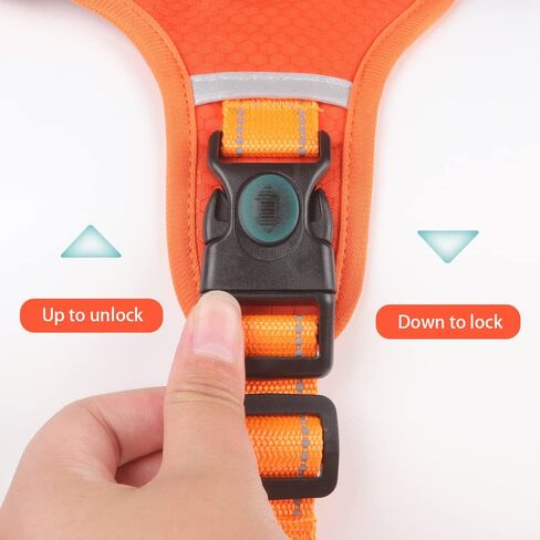 مجموعة مقود لتسخير الكلاب بدون سحب للكلاب الكبيرة والمتوسطة والصغيرة الحجم - حزام صدرية للكلاب عاكس أكسفورد قابل للتعديل، مقود للكلاب بمقبض عاكس 5 أقدام ناعم، موزع أكياس البراز، 15 كيس نفايات، حزام مقعد الكلب in Kuwait