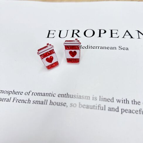 أقراط كأس القهوة الحمراء للنساء والفتيات من الأكريليك الأنيق اللامع على شكل قلب خفيفة الوزن لا تسبب الحساسية ولامعة وجذابة في عيد الحب وعيد الميلاد وعيد الميلاد وهدايا المجوهرات in Kuwait