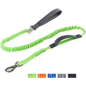 مقود للكلاب بمقبض مبطن مريح، مقود للكلاب شديد التحمل، مقود للكلاب بدون سحب لامتصاص الصدمات للكلاب الصغيرة والمتوسطة والكبيرة - مقبضان مبطنان، حزام مقعد سيارة للكلاب 2 في 1 (أخضر) in Kuwait