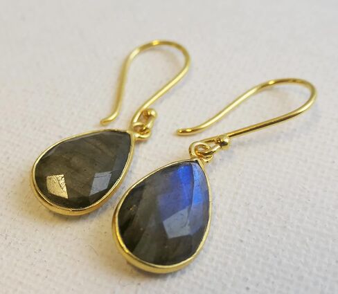 أقراط متدلية من الفضة الإسترليني مطلية بالذهب الأخضر والجمشت - هدايا مجوهرات مصنوعة يدويًا من الأحجار الكريمة للنساء (الكوارتز البراسيوليت) in Kuwait