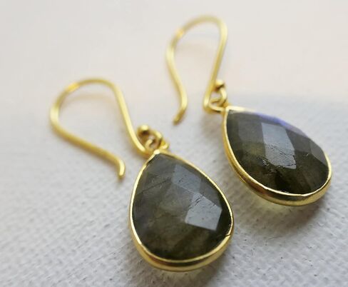 أقراط متدلية من الفضة الإسترليني مطلية بالذهب الأخضر والجمشت - هدايا مجوهرات مصنوعة يدويًا من الأحجار الكريمة للنساء (الكوارتز البراسيوليت) in Kuwait