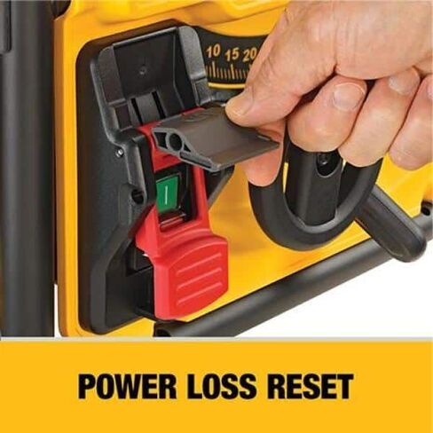 DEWALT 15 Amp 8-1/4 in. Compact Portable Jobsite Table Saw (DWE7485) in Kuwait
