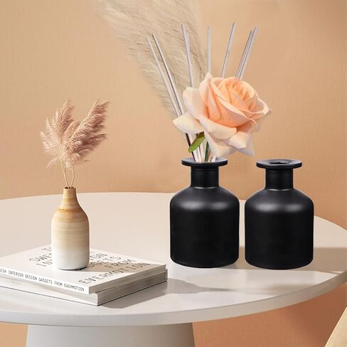 HOSSIAN 2 Clear Glass Diffuser Bottles 2 Black Diffuser Bottles -with Natural Reed Sticks Use for DIY Replacement Reed Diffuser Sets (4X3.9 Inch) in Kuwait