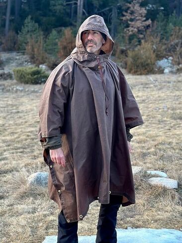 Bushcraft اسبانيا Oilskin Poncho مأوى، Bushcraft Poncho Tarp، متعددة الاستخدامات للماء غطاء المطر خيمة للمخيمين in Kuwait