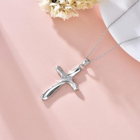 Moissanite Diamond Cross Necklace for Women 18K White Gold Plated Silver Crucifix Cross Pendant Necklace Faith Jewelry Birthday Mother's Day Gift for Her Mom, 18+2 Inch in Saudi Arabia