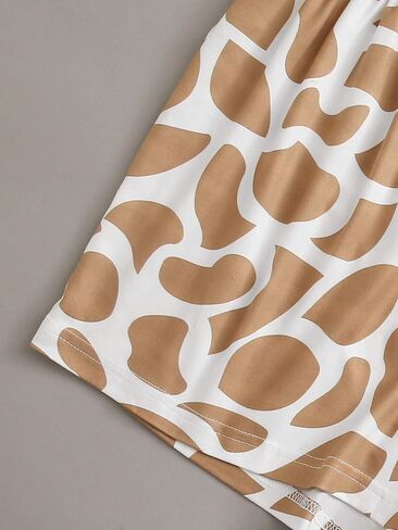 طقم بيجامة PJ مكون من قطعتين، تي شيرت وسروال قصير مطبوع عليه رسوم كارتونية للنساء من DIDK in Kuwait