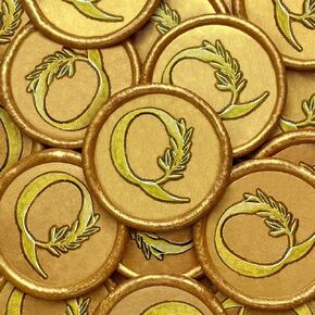 25Pcs Wax Seal Stickers Handmade Vintage Botanical Leaves Adhesive Letter Wax Stickers for Wedding Party Invitations, Envelope, Gift Wrap, Christmas(Initial Q, Gold)