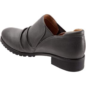 SoftWalk Women's Mara Loafer