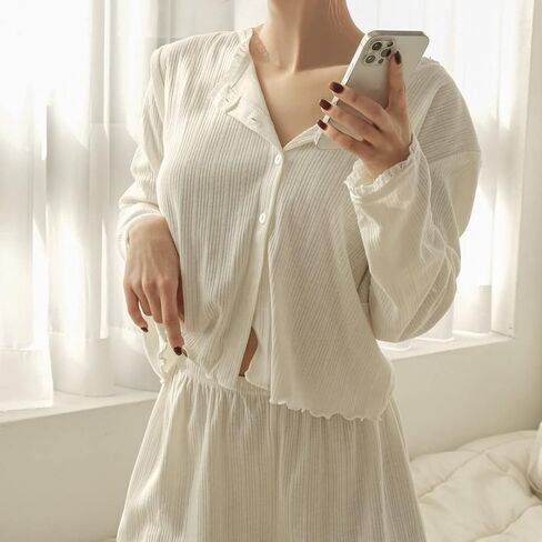 طقم بيجامات مكون من 3 قطع من السترة الداخلية وسروال داخلي ناعم للصالة ملابس نوم مدمجة حمالة صدر مبطنة للنساء والفتيات in Kuwait