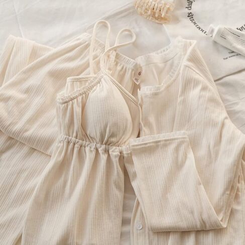 طقم بيجامات مكون من 3 قطع من السترة الداخلية وسروال داخلي ناعم للصالة ملابس نوم مدمجة حمالة صدر مبطنة للنساء والفتيات in Kuwait