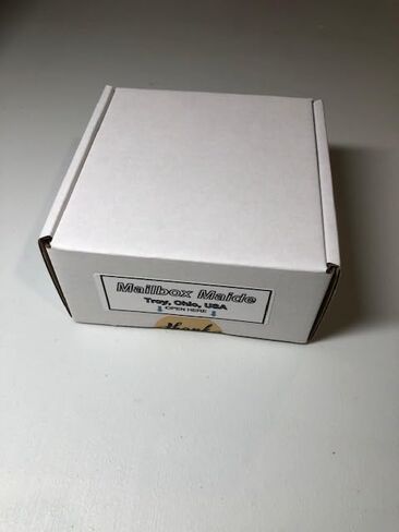 Mail Alert LH - for Metal Round Top Mailboxes as Shown - Durable Mailbox Alert for Delivered Mail, Made in OHIO USA - DOES NOT INCLUDE MAILBOX - Other Styles Avail. in Kuwait