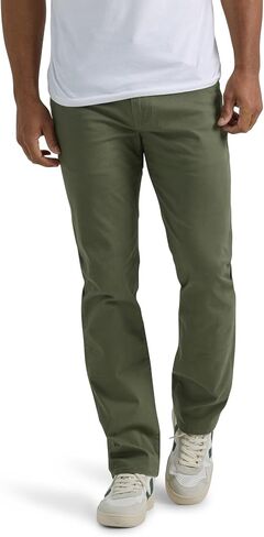 Lee Men's Legendary Relaxed Straight Jean in Saudi Arabia