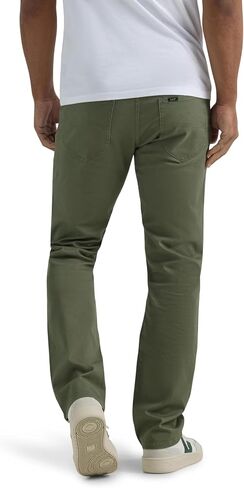 Lee Men's Legendary Relaxed Straight Jean in Saudi Arabia