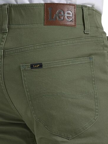 Lee Men's Legendary Relaxed Straight Jean in Saudi Arabia