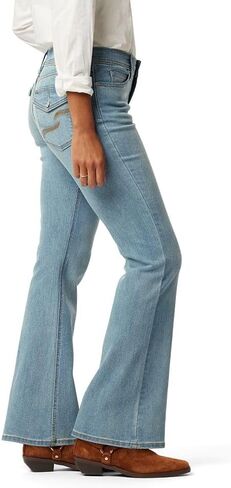 Signature by Levi Strauss & Co. بنطلون جينز نسائي من Gold Label (قياسي وبلاس) in Kuwait