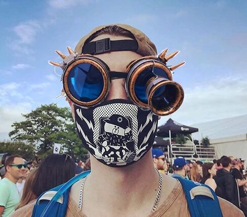 3D Steampunk Goggles Glasses,VintageCyberpunk Sunglasses for Retro Gothic Halloween Party Cosplay Costume Accessories in Saudi Arabia