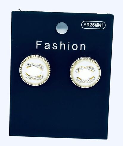 Pearl Ball Engraved Stud Earrings in Saudi Arabia