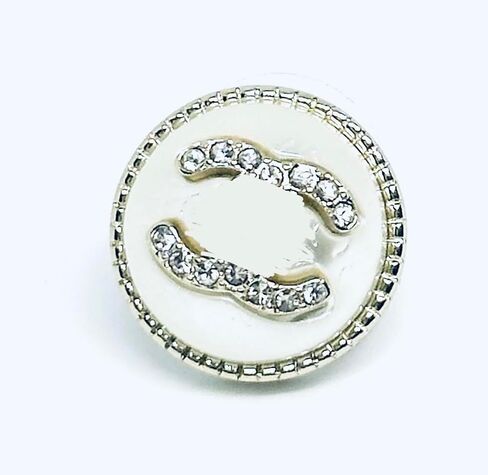 Pearl Ball Engraved Stud Earrings in Saudi Arabia