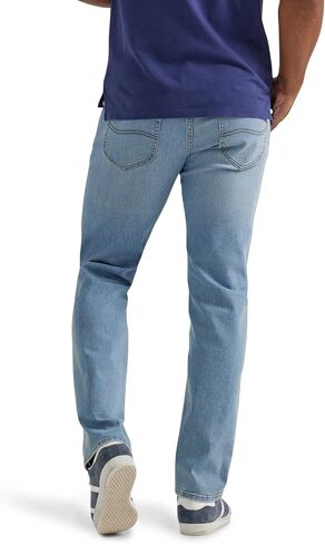 Lee Men's Extreme Motion Regular Straight Jean in Saudi Arabia