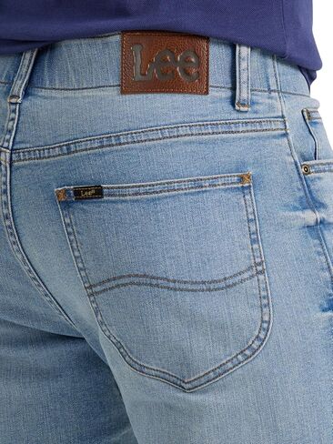 Lee Men's Extreme Motion Regular Straight Jean in Saudi Arabia