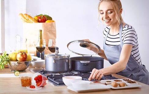 اي دي اي اكواب بلاستيكية شفافة للاستعمال مرة واحدة مع اغطية مانعة للتسرب | اكواب جيلي شوت | اكواب توابل وصلصة الغمس | اكواب سوفليه | خالية من البيسفينول ايه | قابلة لاعادة التدوير [2 اونصة، 50 مجموعة] in Kuwait