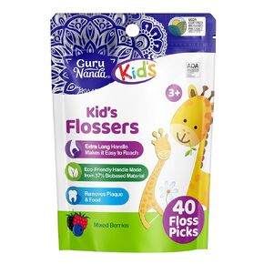GuruNanda Dental Floss Picks for Kids, Extra-Long Giraffe-Shaped Picks with Fluoride, Anti-Slip & Shred-Resistant Design & Eco-Friendly Handle & Berry Flavor, Ideal for Ages 3+, 90 Count (Pack of 1)