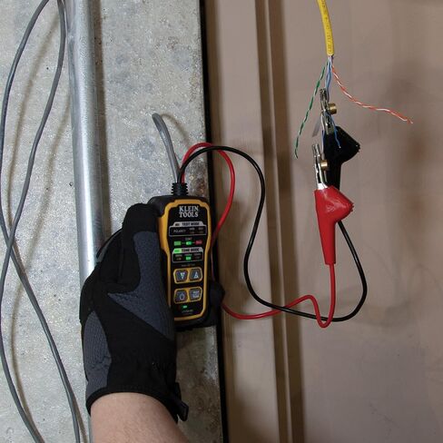 مجموعة مولد ومسبار نغمة تتبع الأسلاك VDV500-920 من كلاين تولز مع منفذ RJ45، ومسبار تتبع النغمة، وفلتر 60 هرتز، وإشارات رقمية وتناظرية in Kuwait