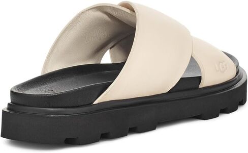صندل Capitelle Crossband للسيدات من UGG in Kuwait