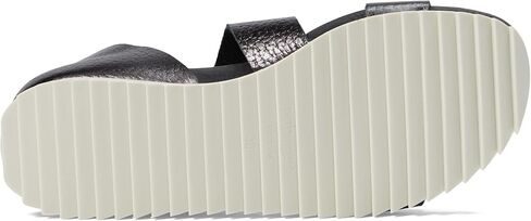 بيدرو جارسيا جدة in Kuwait