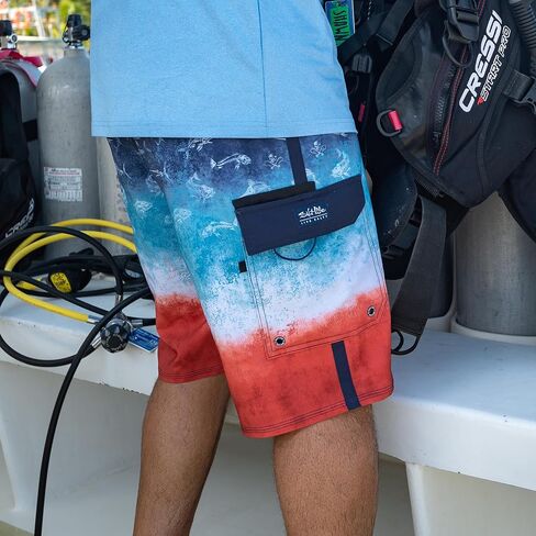 Salt Life Men's Ameritude Boardshorts in Saudi Arabia