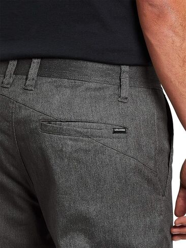بنطال Frickin Modern Fit Stretch Chino للرجال من Volcom، فحمي منقط 1، 33 عرض × 30 طول in Saudi Arabia