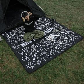 WOLF WALKER Outdoor Picnic Blanket Foldable Waterproof Beach Mat Extra Large Portable Beach Blankets Camping Blanket Machine Washable Outdoor Blanket in Kuwait