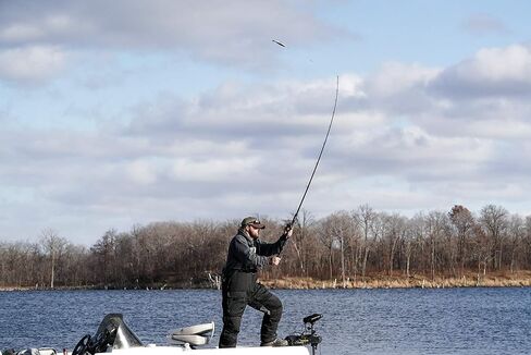 كروا رودز موجو موسكي قضيب الصب، 8'6 بوصة (MJM86HF)، أسود كرزي معدني in Kuwait