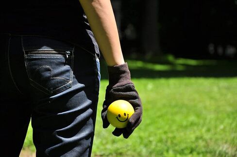 جي اند اف قفازات قماش جورسيه بني, كبير in Kuwait