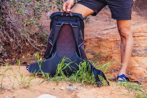 منتجات جريجوري ماونتن زولو 28 لتر، علف أخضر in Kuwait