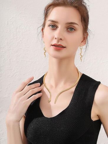 Snake Jewelry Set for Women Snake Pendant Necklace Gothic Snake Hand Chain Bracelet Open Adjustable Snake Ring Medusa Headpiece Halloween Medusa Costume Accessories Set in Saudi Arabia