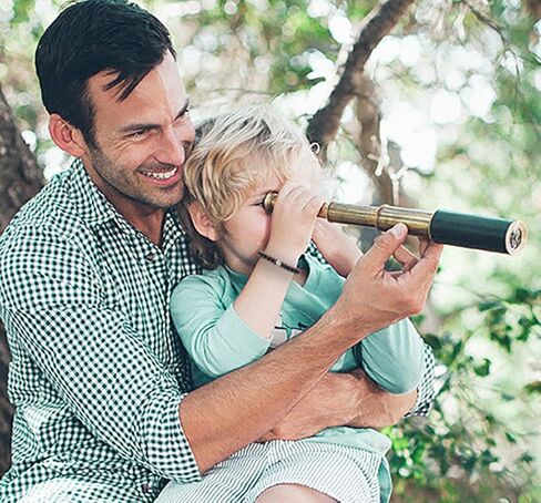 سوار من الحجر الطبيعي من Seyaa مع خرز العقيق الأسود وحجر القمر هدايا للرجال والزوج والرجل والأب والابن - هدية الذكرى السنوية للتخرج وعيد الميلاد وعيد الأب وعيد الميلاد له in Kuwait