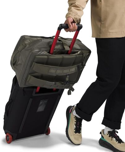 THE NORTH FACE، للجنسين، مجموعة السفر Base Camp Voyager، New Taupe Green/TNF Black-NPF، مقاس واحد in Saudi Arabia