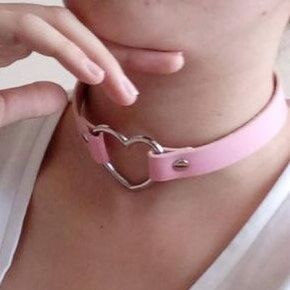Tgirls Fashion Punk Gothic Choker Chain Necklace Double Color Hollow Love Heart Leather Rivet Collar Necklaces for Women and Girls