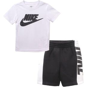 Nike Boy's Sportswear Amplify T-Shirt and Shorts Set (Toddler/Little Kids) Black 7 Little Kid