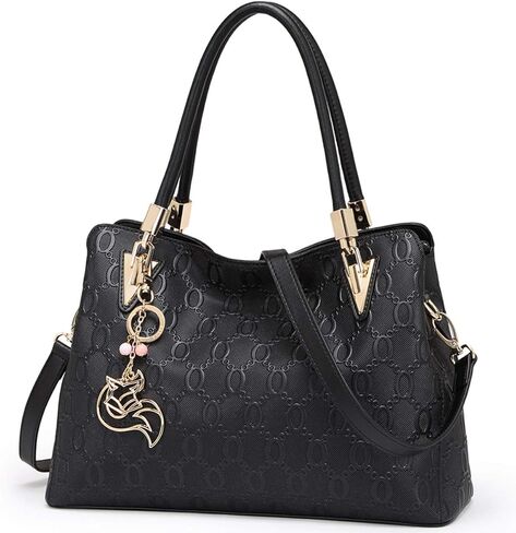 طقم حقيبة يد جلدية ومحفظة مكونة من قطعتين، وحقائب كتف للسيدات مع حقيبة يد نسائية in Kuwait