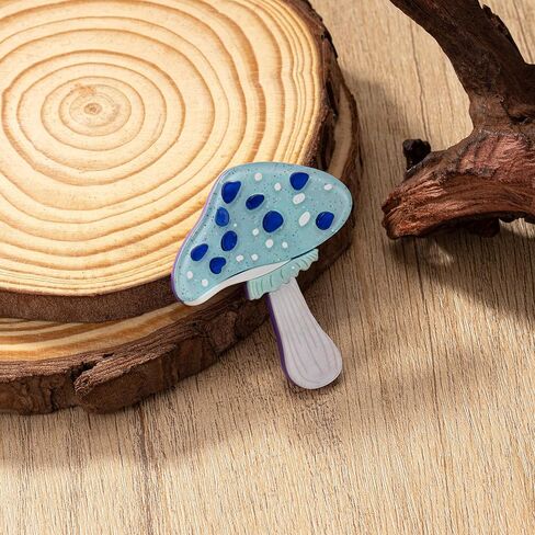 2024 Lovely Enamel Cute Animal Insect Flower Christmas Pin Brooch Resin Material Hand-assembled Fashion Pin Brooch for Ladies Women in Saudi Arabia