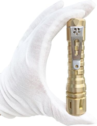 مصباح يدوي EDC من النحاس الصلب على شكل أناناس مع مصباح يدوي صغير XPL HI 6000K LED من Reylight للأماكن الخارجية، وإضاءة انقطاع التيار الكهربائي، وإضاءة الطوارئ، بدون بطاريات in Kuwait
