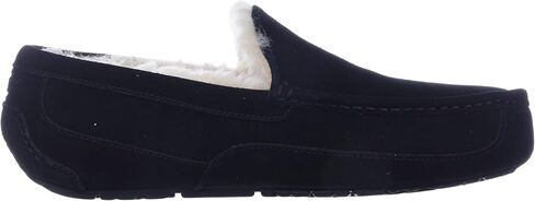 UGG® Men's Ascot Deep Ocean 9 M in Saudi Arabia