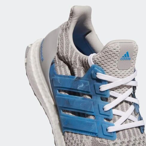 أحذية أديداس Ultraboost DNA للرجال in Kuwait