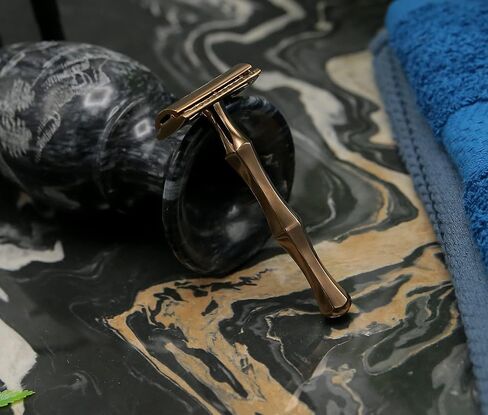 RAZOR MEISTER PRIME - ماكينة حلاقة آمنة - 50 شفرة حلاقة آمنة - ماكينة حلاقة آمنة بحافة مزدوجة - مجموعة ماكينة حلاقة آمنة للرجال والنساء - حقيبة جلدية آمنة لشفرات الحلاقة - ستانلس ستيل ألماني - مريحة - خفيفة (فضي) in Saudi Arabia