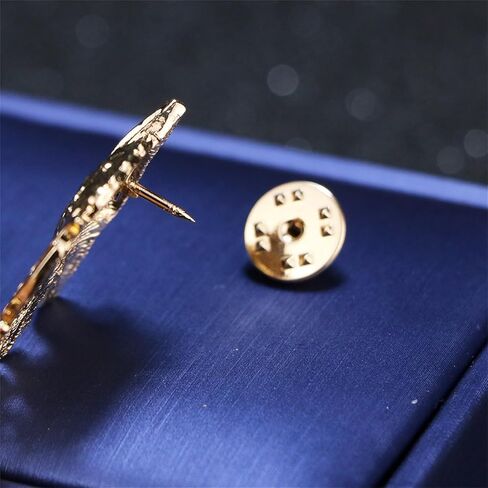 Retro Lion Animal Pin Brooch for Men Women Punk Buck Suit Tie Lapel Pin Cool Animal Bull Eagle Lion Wolf Head Collar Brooch Safety Pin Christmas Gifts in Kuwait
